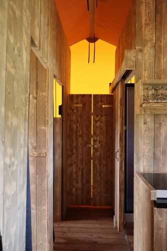LODGE
