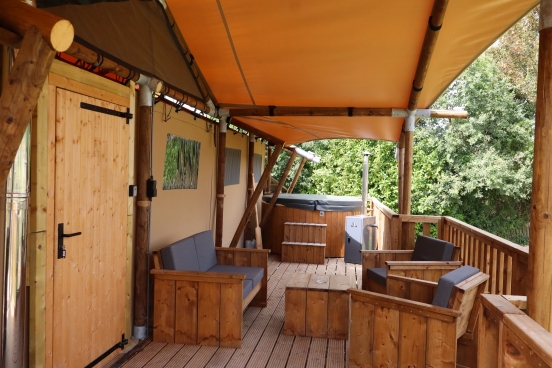 LODGE