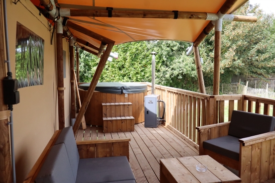 LODGE