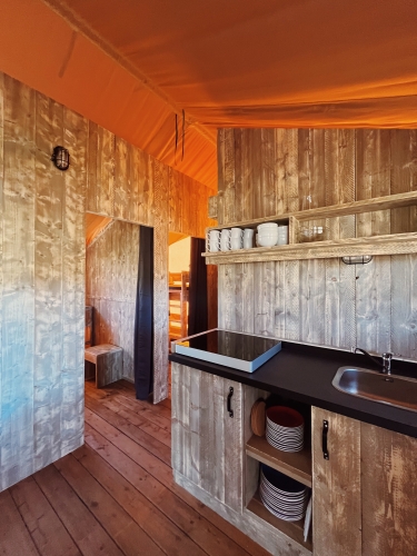 LODGE