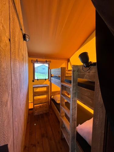 LODGE